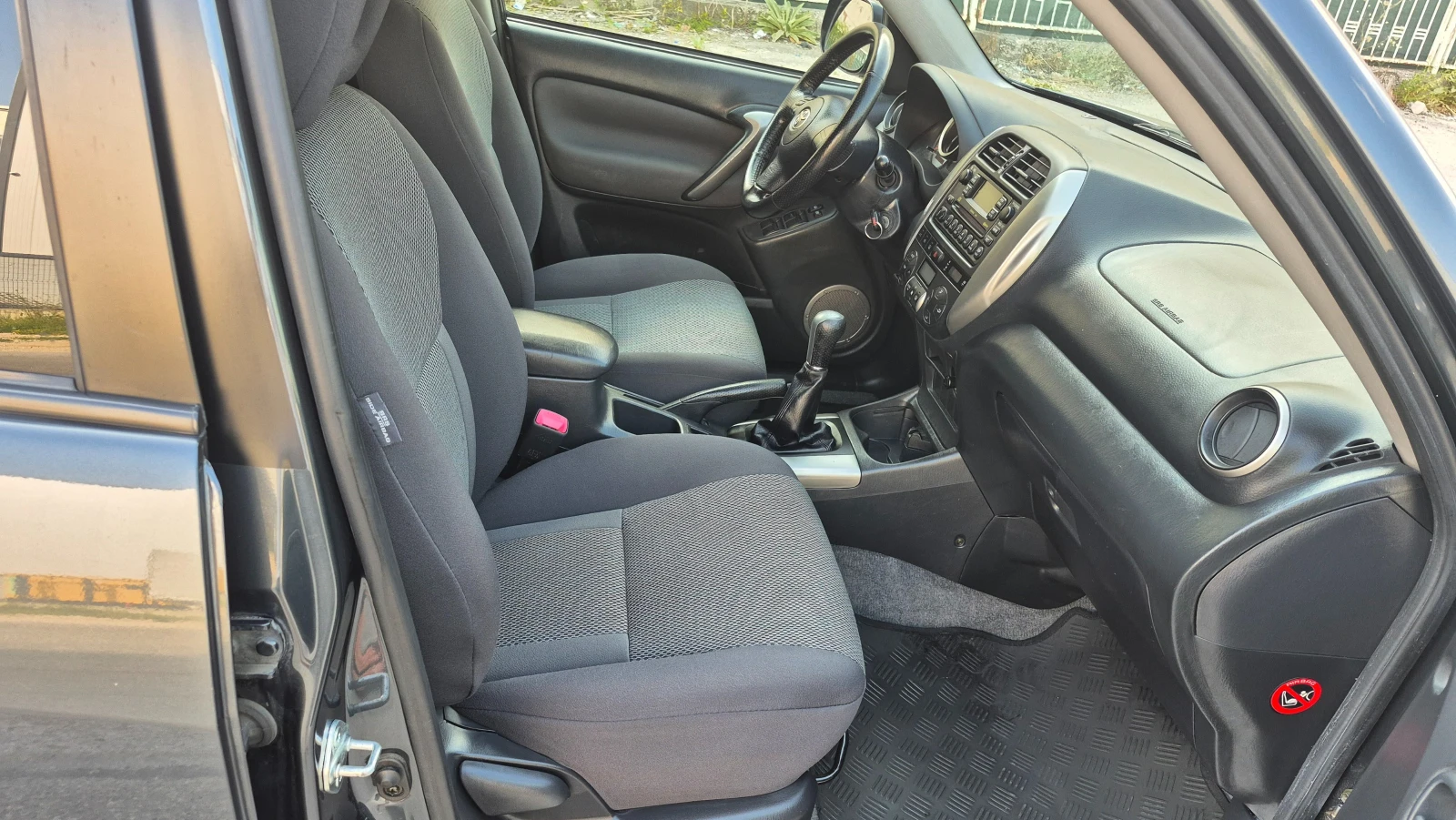 Toyota Rav4 2.0 D4D FACELIFT ОТЛИЧЕН - изображение 10
