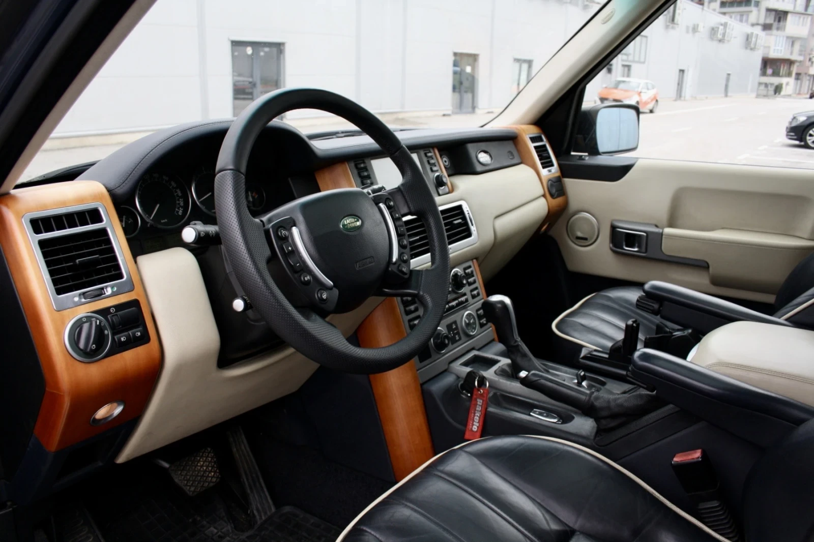 Land Rover Range rover 3.0d 208hp | Mobile.bg � ����������� 12