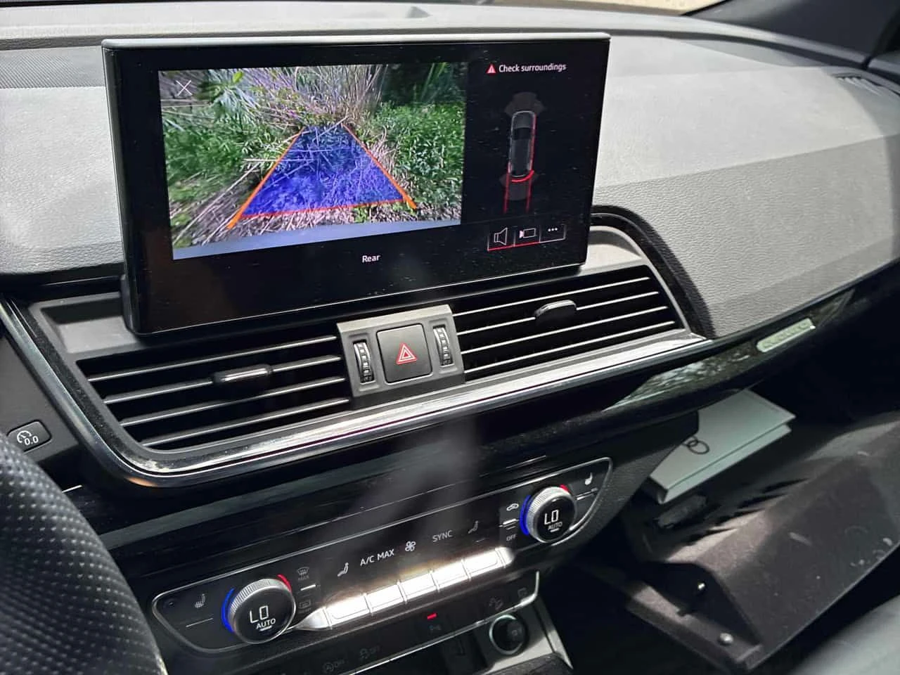 Audi Q5 | Progressiv | DISTRONIC | ПАНОРАМА | ПОДГРЕВ | , снимка 16 - Автомобили и джипове - 54877902