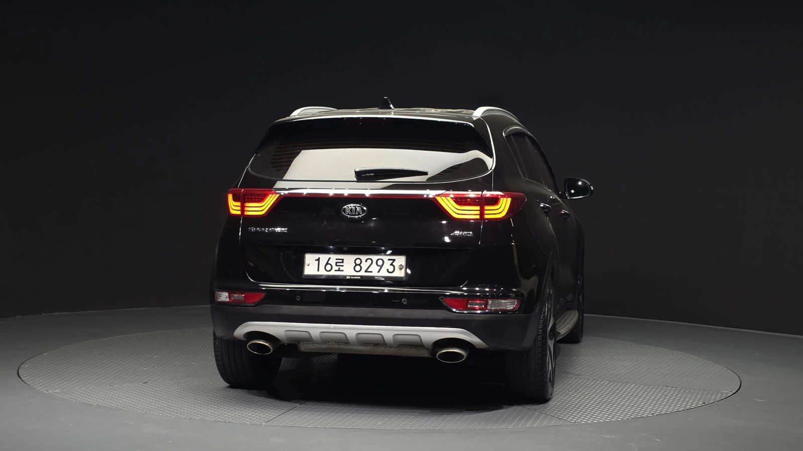 Kia Sportage 2.0CRDI/4x4/Очакван внос !!!, снимка 4 - Автомобили и джипове - 54969526