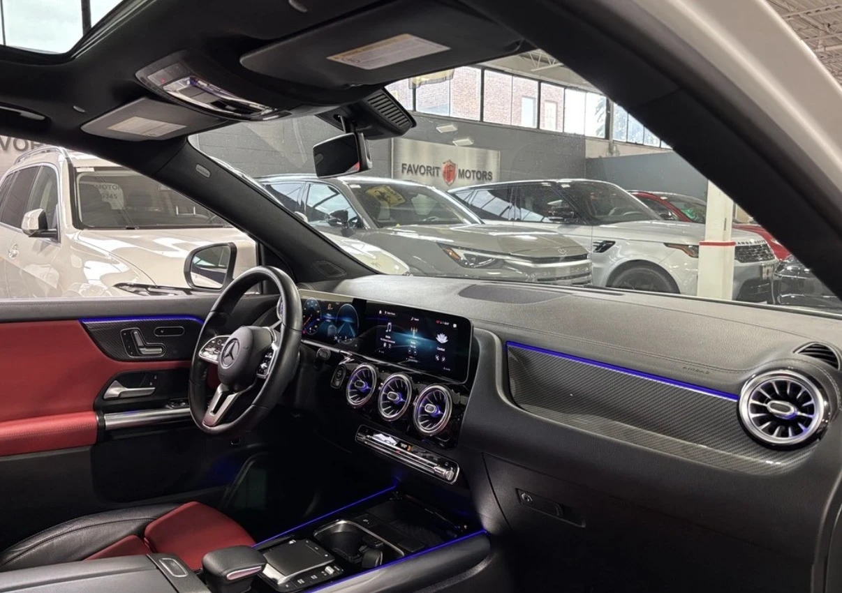 Mercedes-Benz GLA 250 2021 * 360 КАМЕРА * CARPLAY * BLIND SPOT * CARFAX , снимка 10 - Автомобили и джипове - 54971234