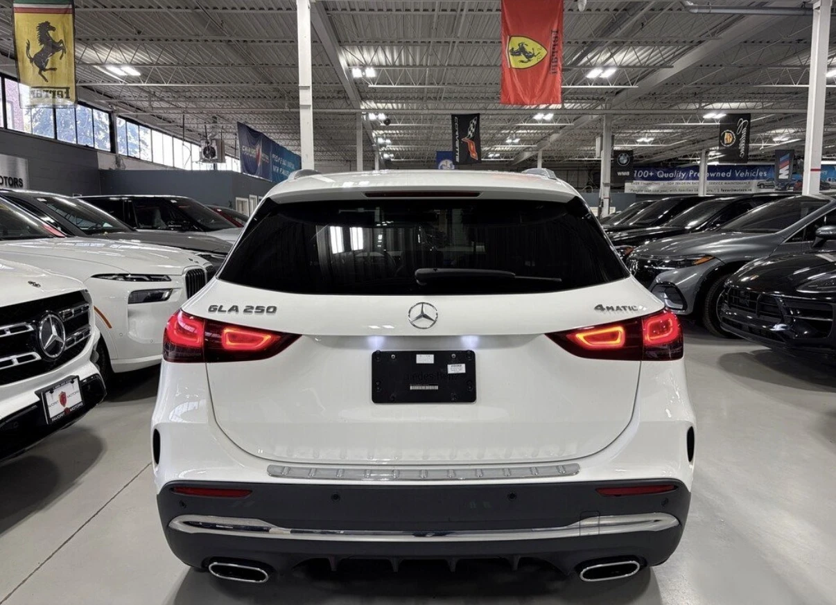 Mercedes-Benz GLA 250 2021 * 360 КАМЕРА * CARPLAY * BLIND SPOT * CARFAX , снимка 4 - Автомобили и джипове - 54971234