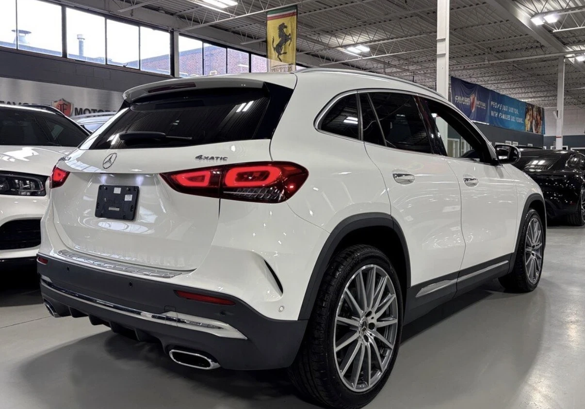 Mercedes-Benz GLA 250 2021 * 360 КАМЕРА * CARPLAY * BLIND SPOT * CARFAX , снимка 3 - Автомобили и джипове - 54971234