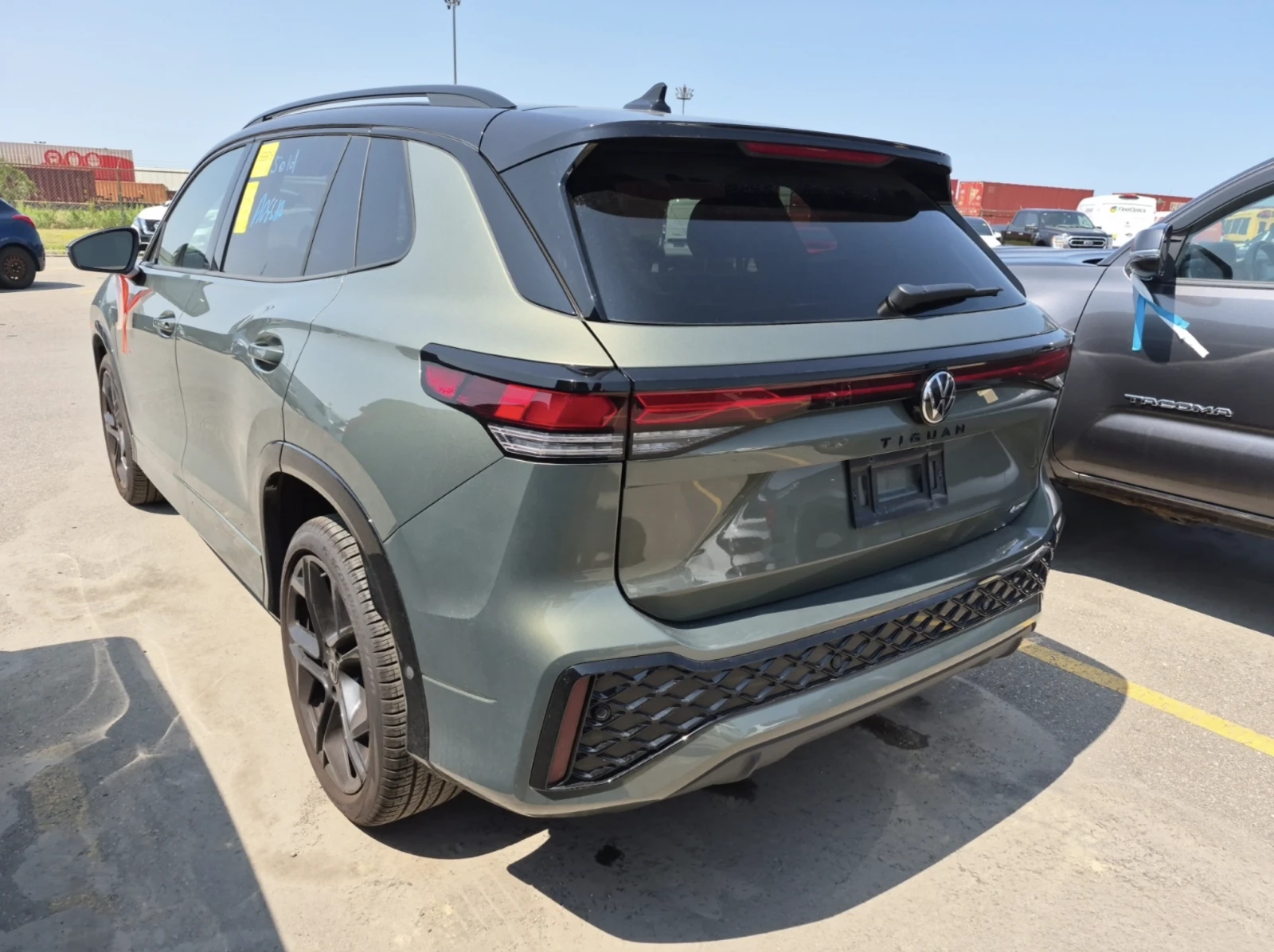 VW Tiguan 2026 Volkswagen TIGUAN COMFORTLINE R-LINE BLACK ED | Mobile.bg � ����������� 4