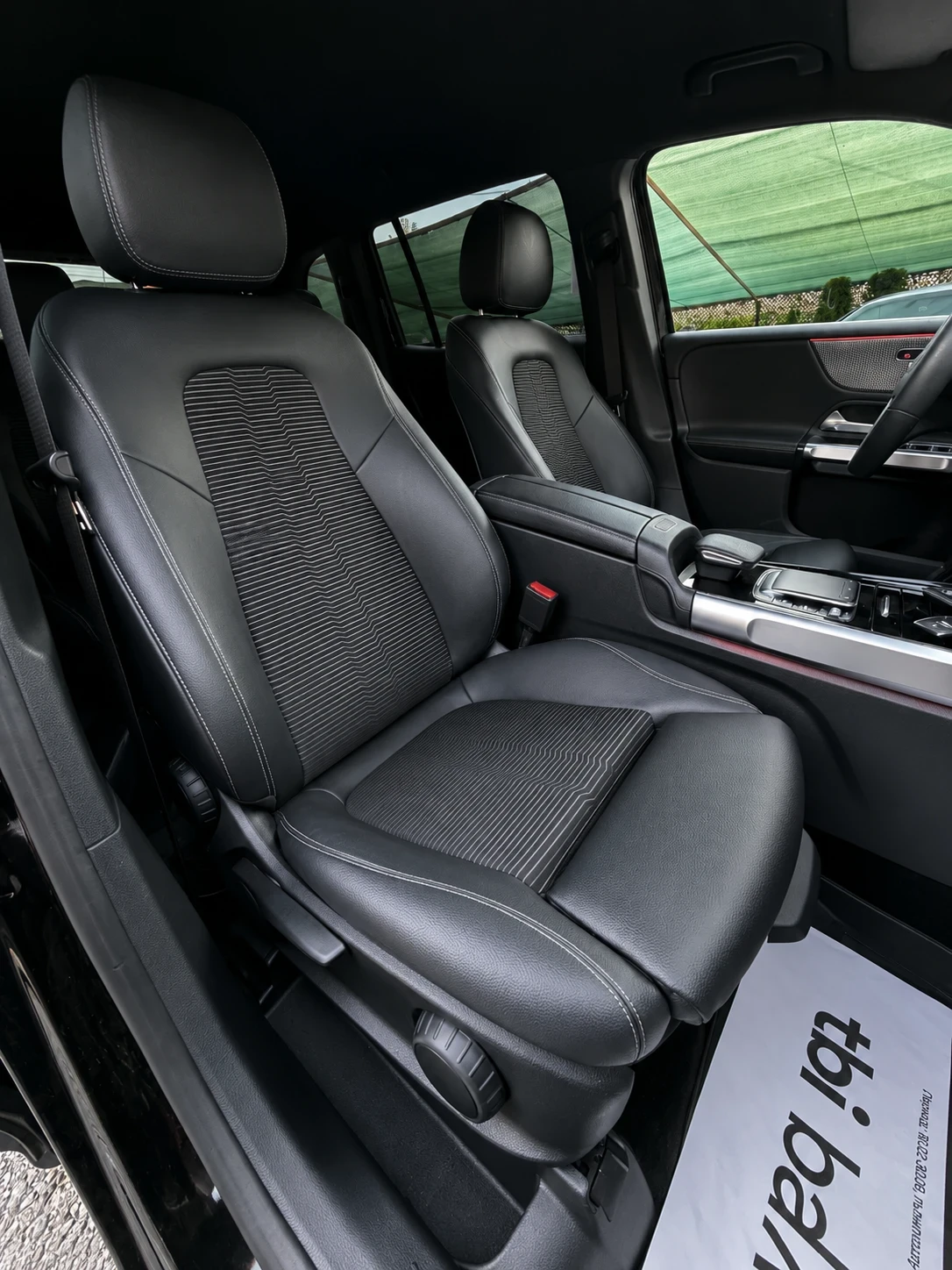 Mercedes-Benz GLB 200 DIGITAL| DISTRONIC| 360| 9G| 7МЕСТА| ЛИЗИНГ, снимка 8 - Автомобили и джипове - 55683990