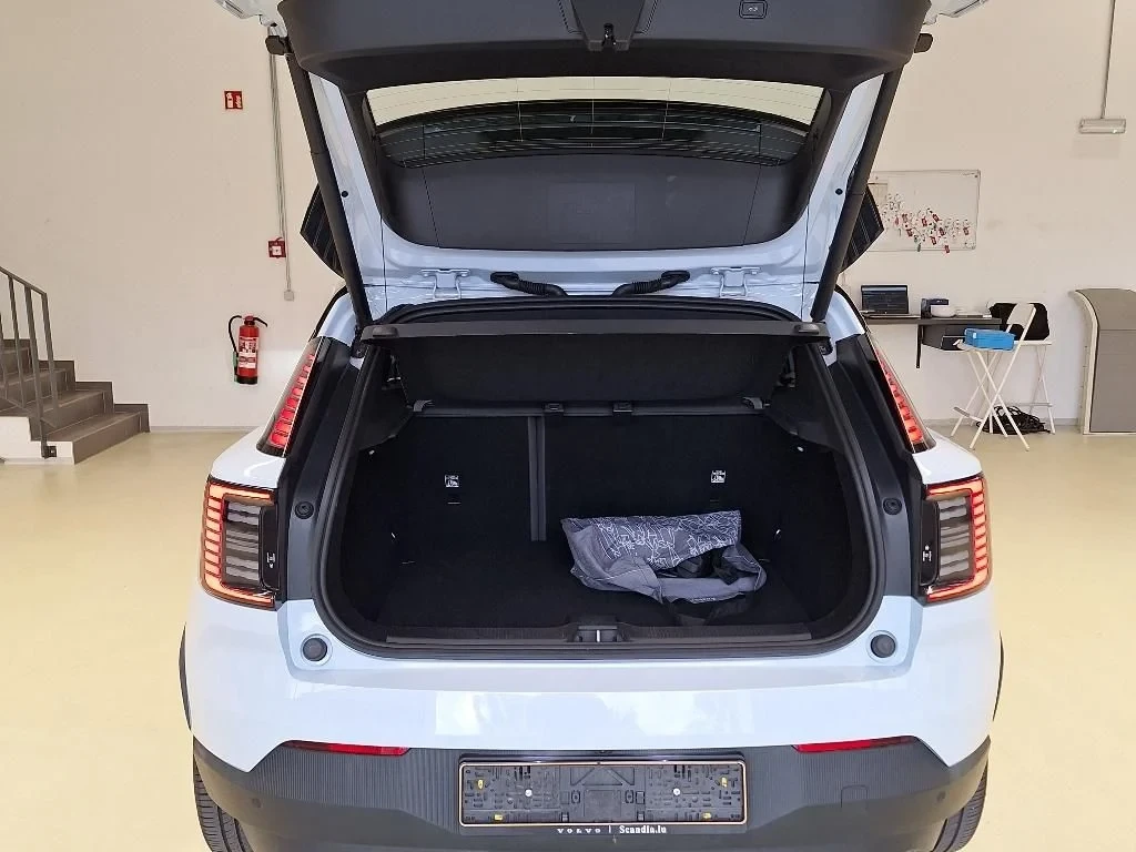 Volvo EX30 69KWH SINGLE MOTOR 96.8% SoH, снимка 16 - Автомобили и джипове - 56305033
