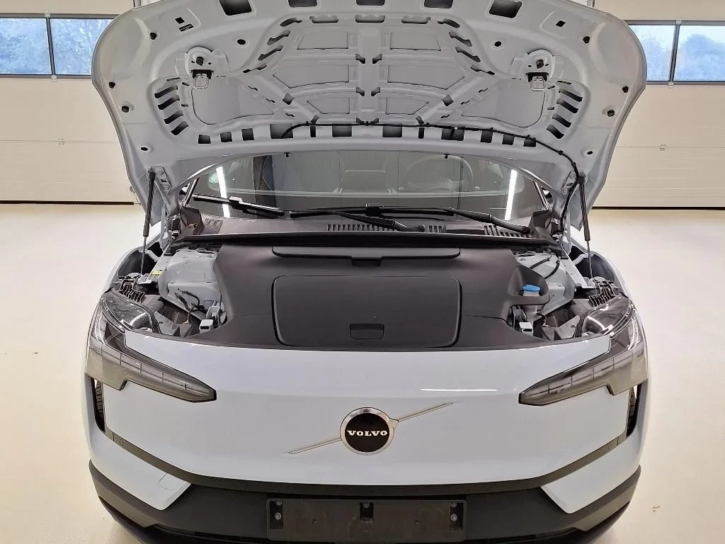 Volvo EX30 69KWH SINGLE MOTOR 96.8% SoH, снимка 2 - Автомобили и джипове - 56305033
