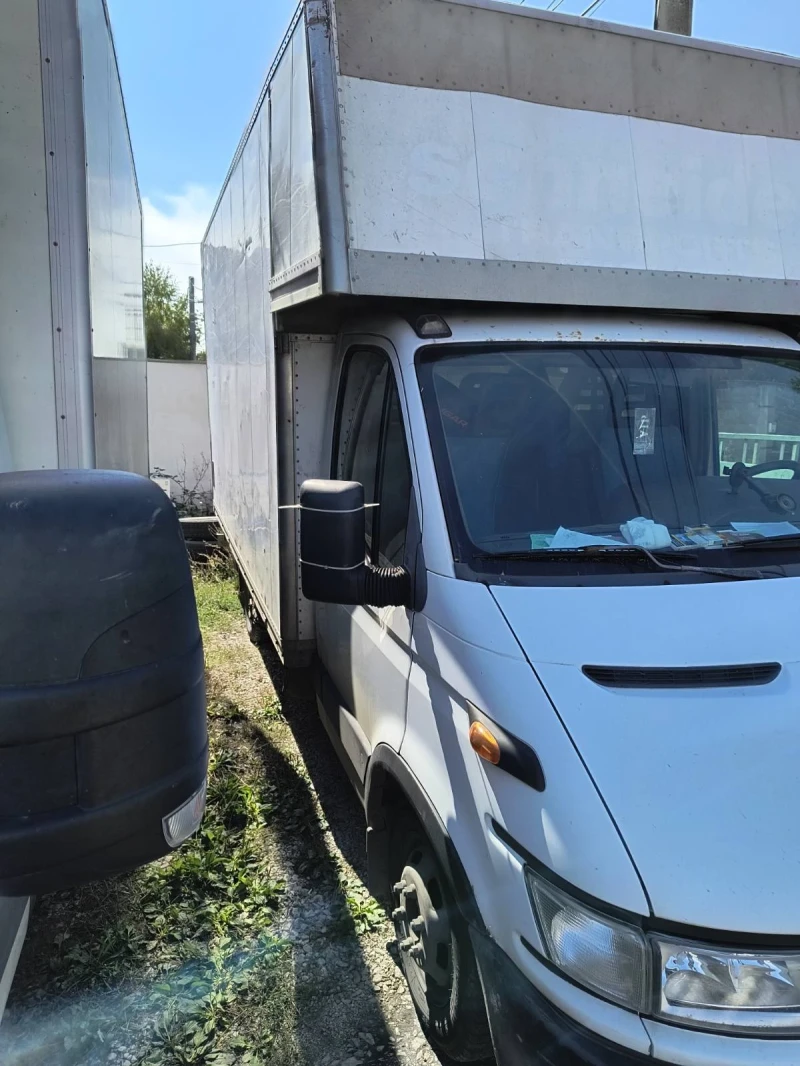 Iveco Daily, снимка 2 - Бусове и автобуси - 47526145