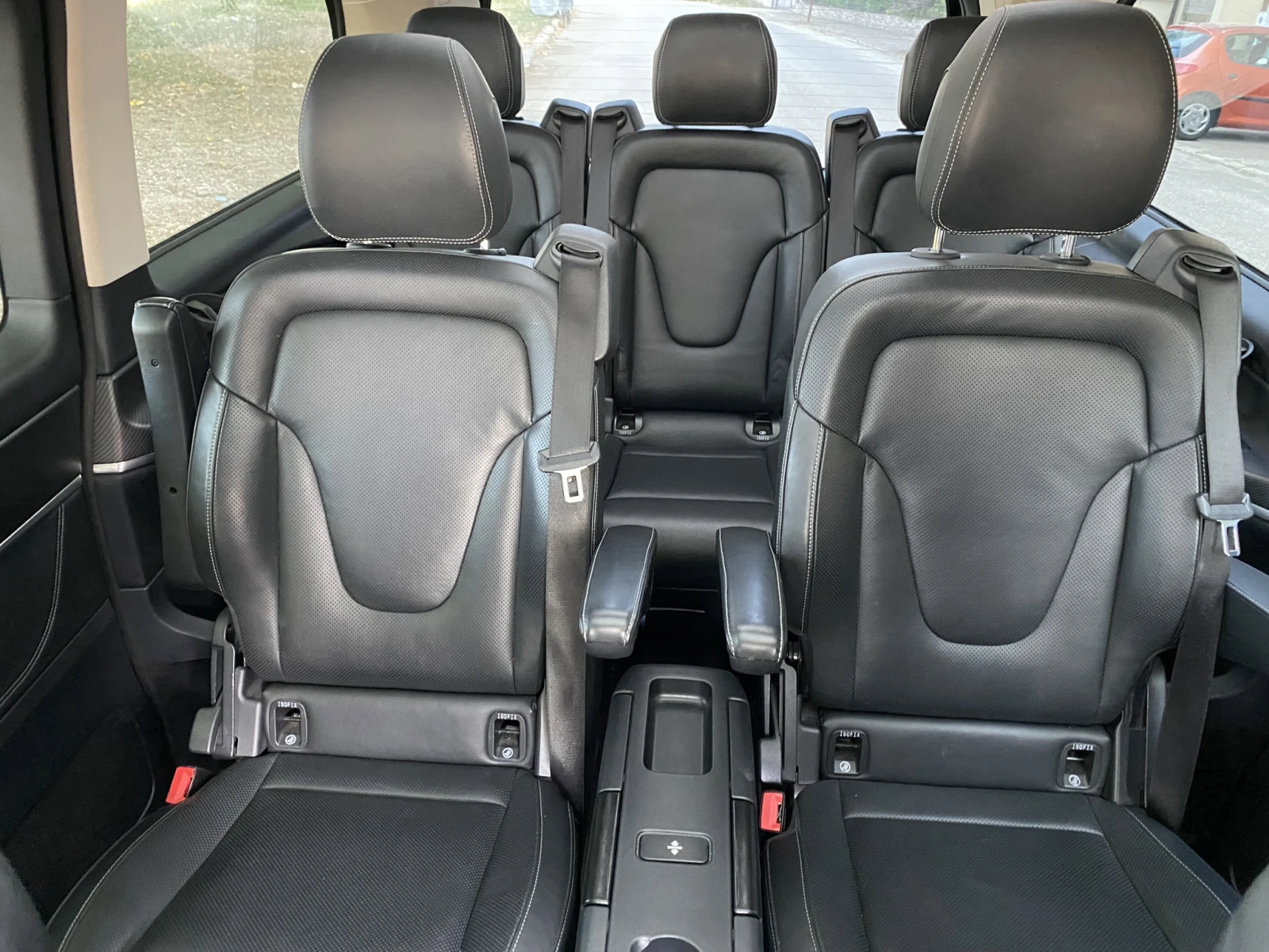 Mercedes-Benz V 250 4Matic Exclisive AMG, снимка 12 - Бусове и автобуси - 54625886