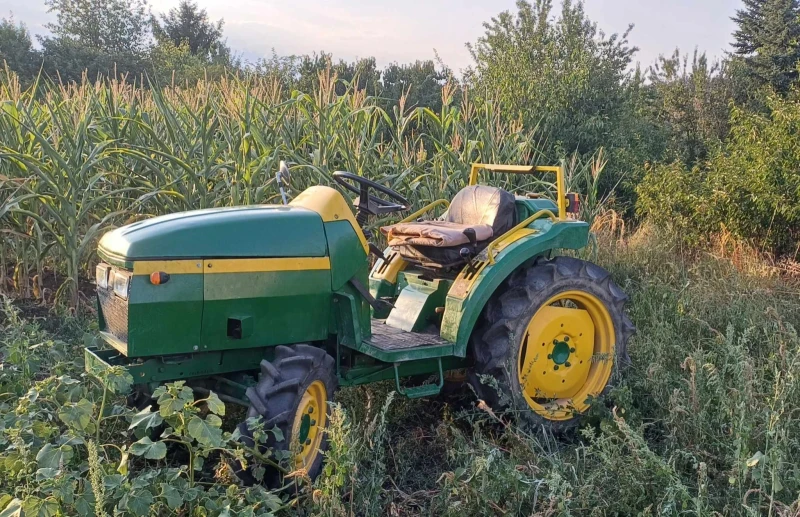 Трактор John Deere, снимка 2 - Селскостопанска техника - 47334426