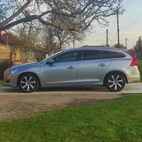 Volvo V60 2, 4 Plug in hybrid , снимка 5