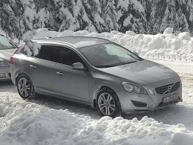 Volvo V60 2, 4 Plug in hybrid , снимка 1