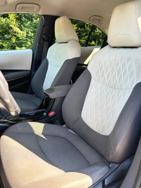 Toyota Corolla 1.6 Executive Plus / White Pearl, снимка 11