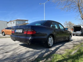 Mercedes-Benz E 200, снимка 8