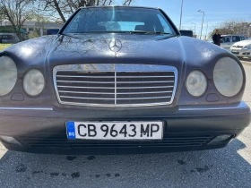 Mercedes-Benz E 200, снимка 4