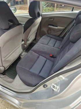Honda Insight Хибрид, снимка 9
