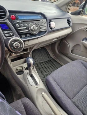 Honda Insight Хибрид, снимка 7