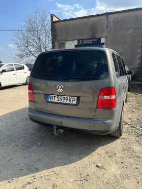 VW Touran - 2700 € / 5280.74 лв. - 57192376 3