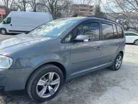 VW Touran - 2700 € / 5280.74 лв. - 57192376 4