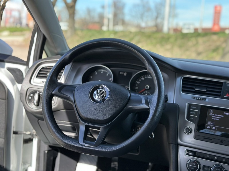 VW Golf TGI, снимка 5 - Автомобили и джипове - 40015411