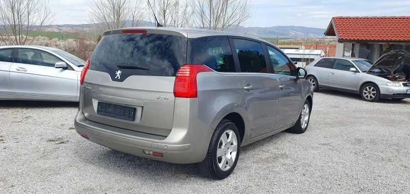 Peugeot 5008 2, 0 HDI, снимка 5 - Автомобили и джипове - 40131054