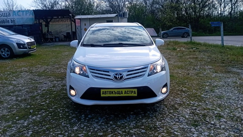 Toyota Avensis 2.0IШвейцария, снимка 1 - Автомобили и джипове - 40446539