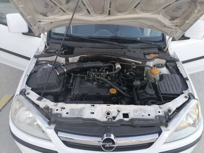 Opel Combo 1.6 Газ Бензин , снимка 16 - Автомобили и джипове - 45536835