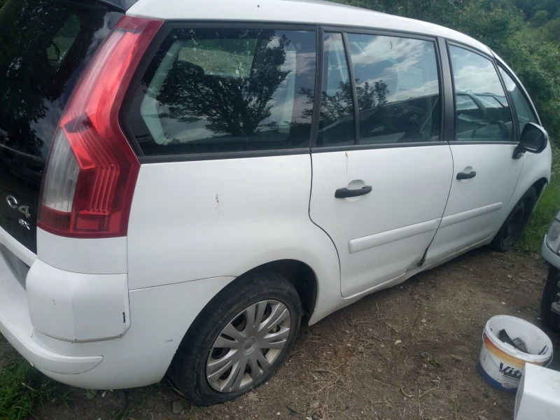 Citroen C4 Picasso 1.6, снимка 4 - Автомобили и джипове - 47432915