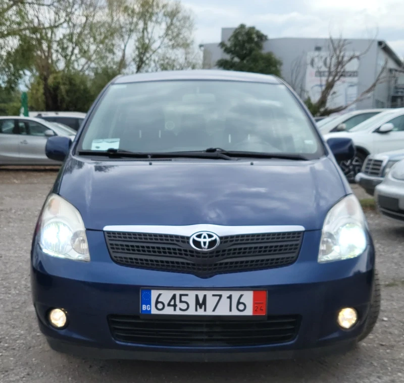 Toyota Corolla verso 1.8 VVT-i 147х.км. Италия, снимка 2 - Автомобили и джипове - 47428475