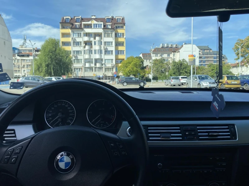 BMW 320, снимка 7 - Автомобили и джипове - 47312083