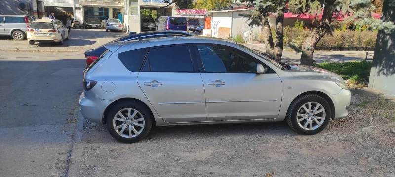 Mazda 3, снимка 1 - Автомобили и джипове - 48461503