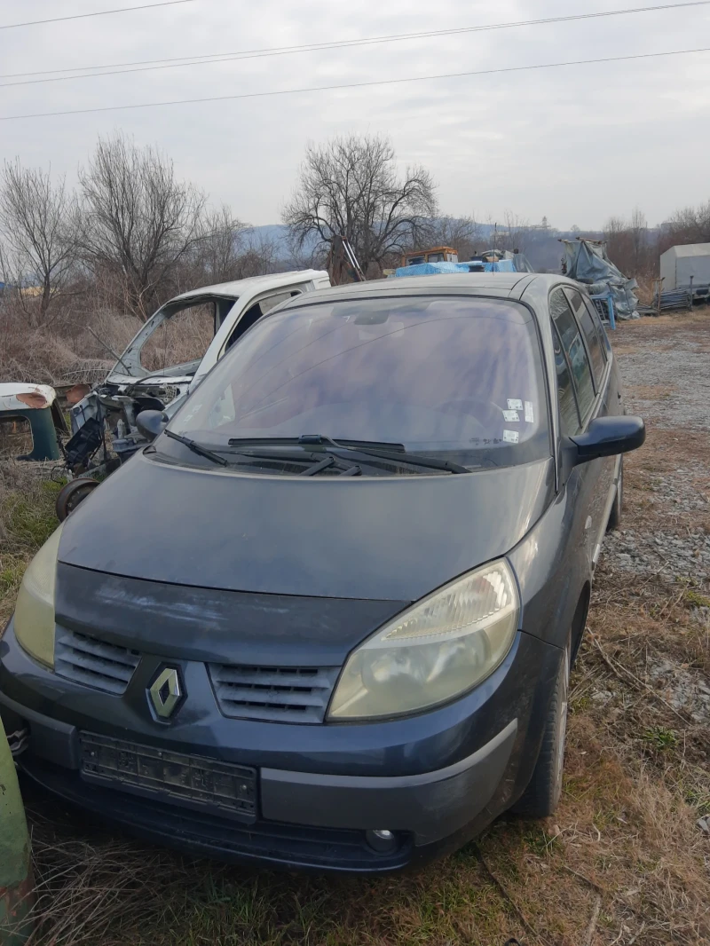 Renault Scenic, снимка 2 - Автомобили и джипове - 48992584