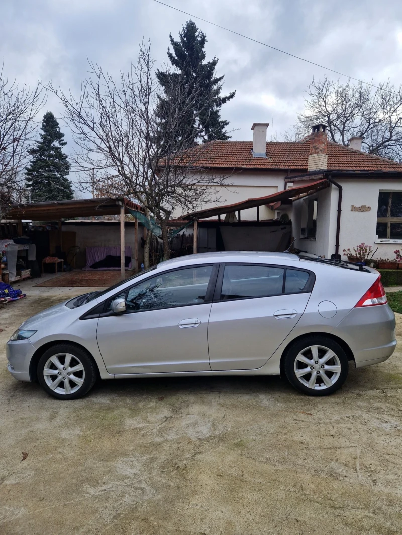 Honda Insight Хибрид, снимка 2 - Автомобили и джипове - 52770171