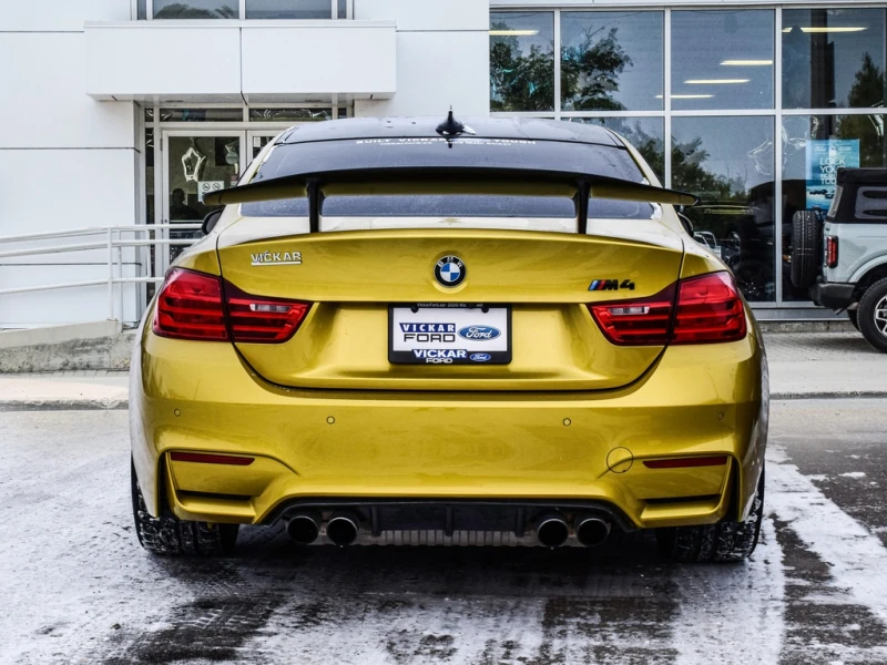 BMW M4 * 425HP Fresh Arrival! * CARFAX * БЕЗ ПЪРВОНАЧАЛНА, снимка 5 - Автомобили и джипове - 52830614