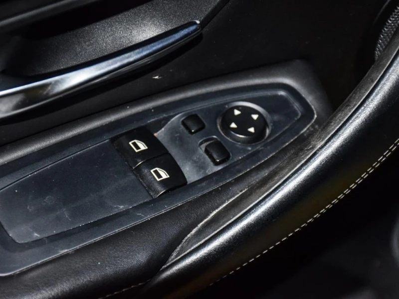 BMW M4 * 425HP Fresh Arrival! * CARFAX * БЕЗ ПЪРВОНАЧАЛНА, снимка 10 - Автомобили и джипове - 52830614