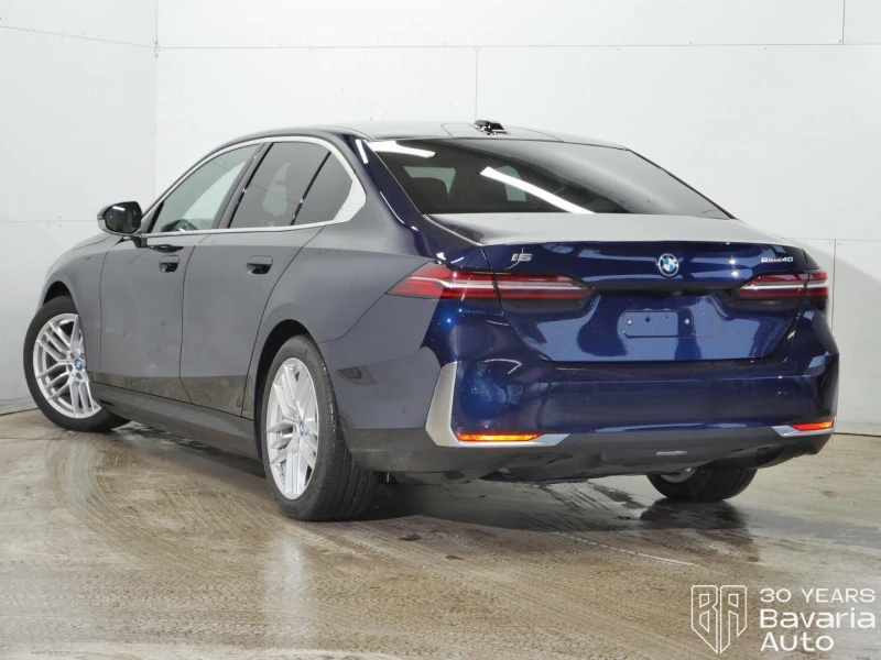BMW i5 40 eDrive, снимка 2 - Автомобили и джипове - 52834368