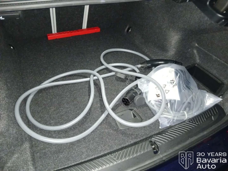 BMW i5 40 eDrive, снимка 14 - Автомобили и джипове - 52834368