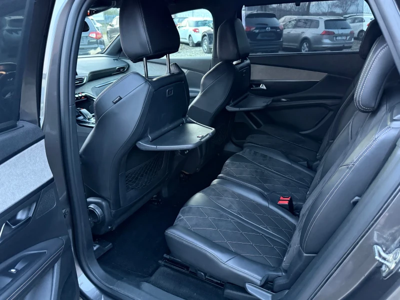 Peugeot 5008 GT, снимка 13 - Автомобили и джипове - 52847870