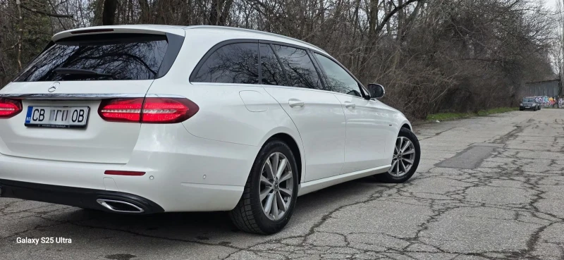 Mercedes-Benz E 220, снимка 6 - Автомобили и джипове - 53460539