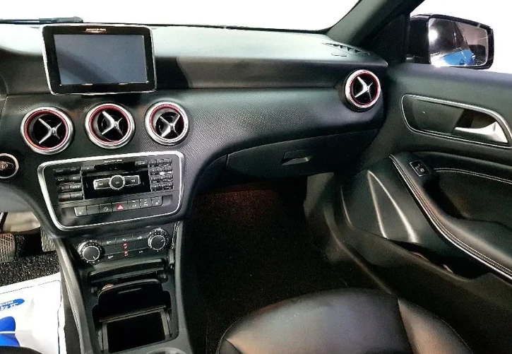 Mercedes-Benz A 200 A200 CDI Night Edition - изображение 7