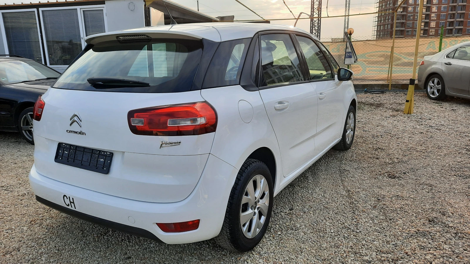 Citroen C4 Picasso 1.6 Бензин * Швейцария *  - изображение 3