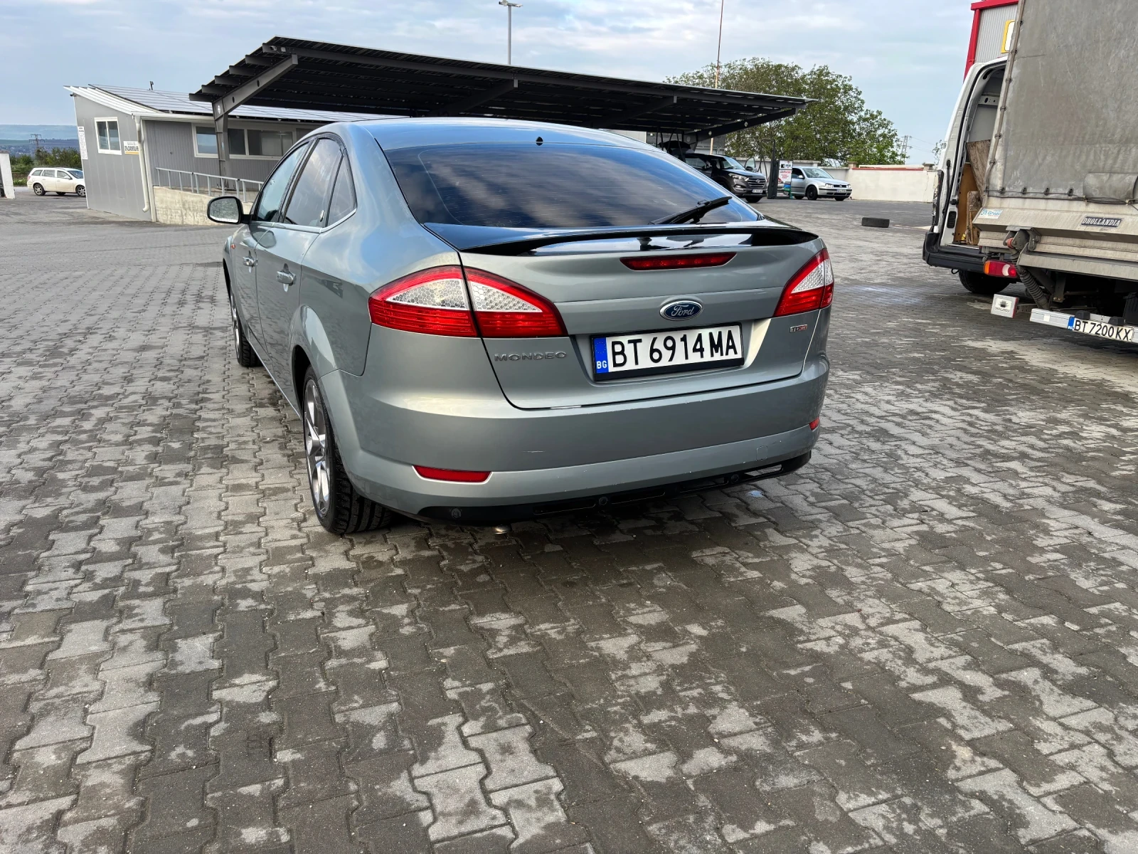 Ford Mondeo Ghia 2.0 tdci - изображение 4