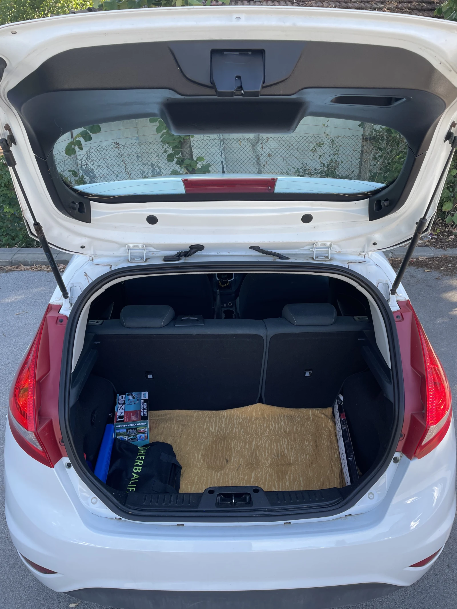 Ford Fiesta 2012, Бензин 1.2, Обслужена - изображение 7