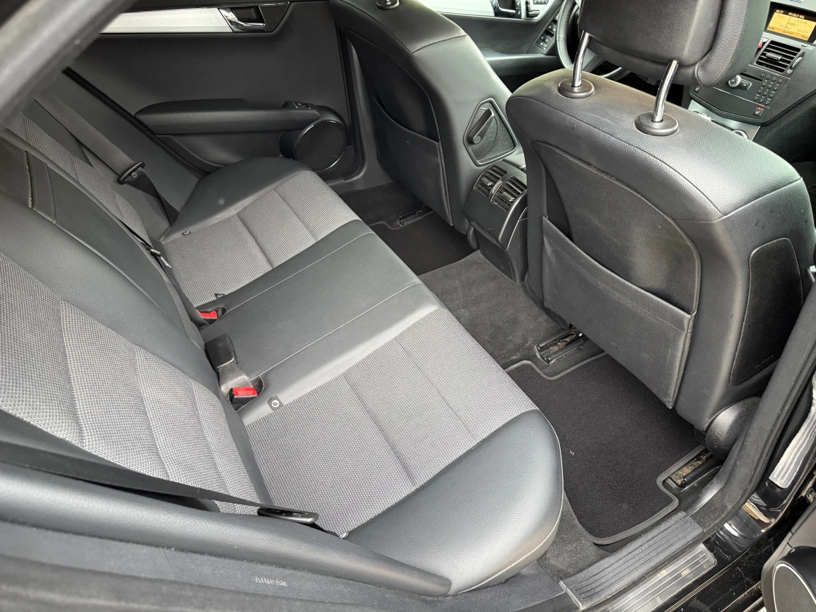 Mercedes-Benz C 220 2.2cdi AMG AVTOMAT PANO !!! | Mobile.bg   11