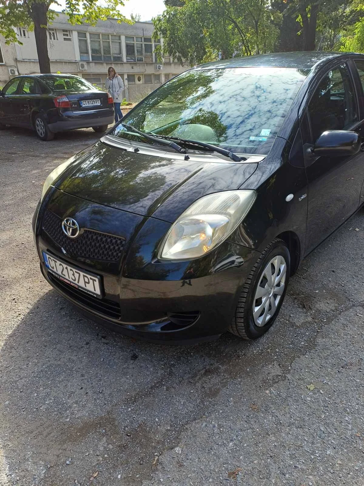 Toyota Yaris  - изображение 7