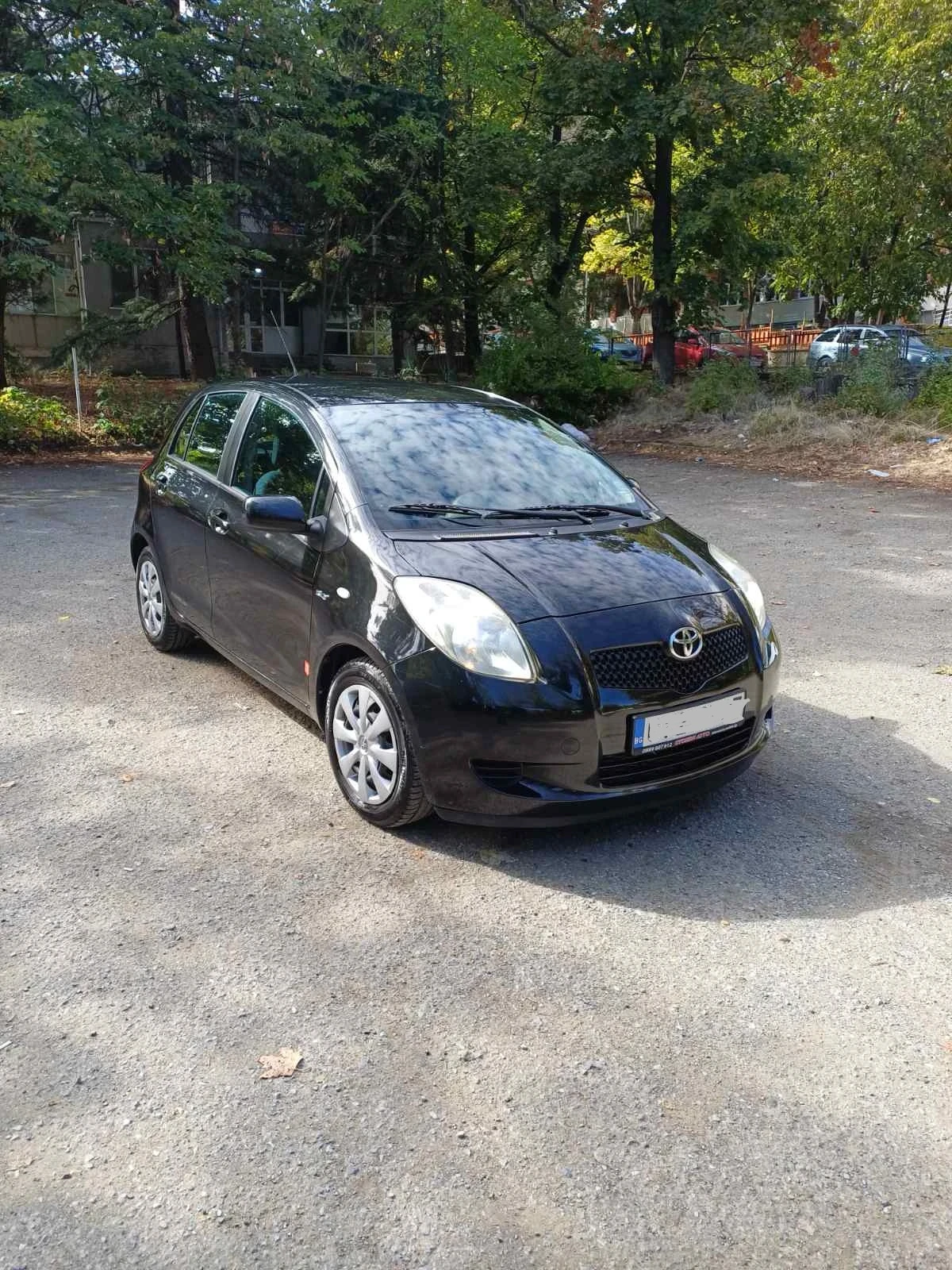 Toyota Yaris  - изображение 3