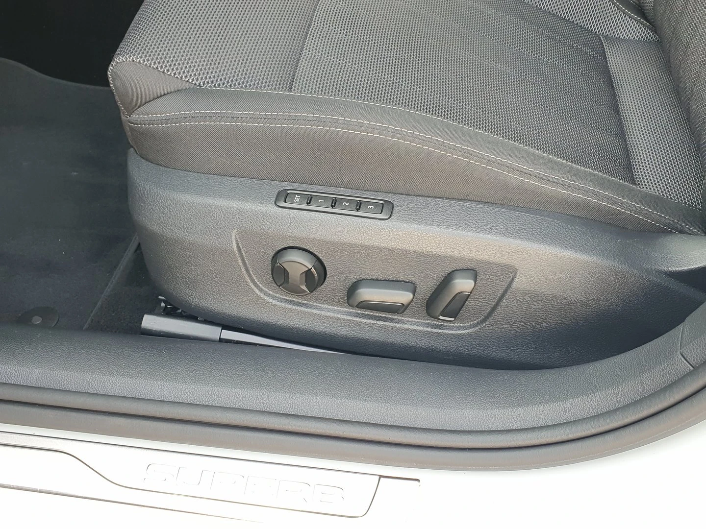 Skoda Superb Style | Mobile.bg � ����������� 17