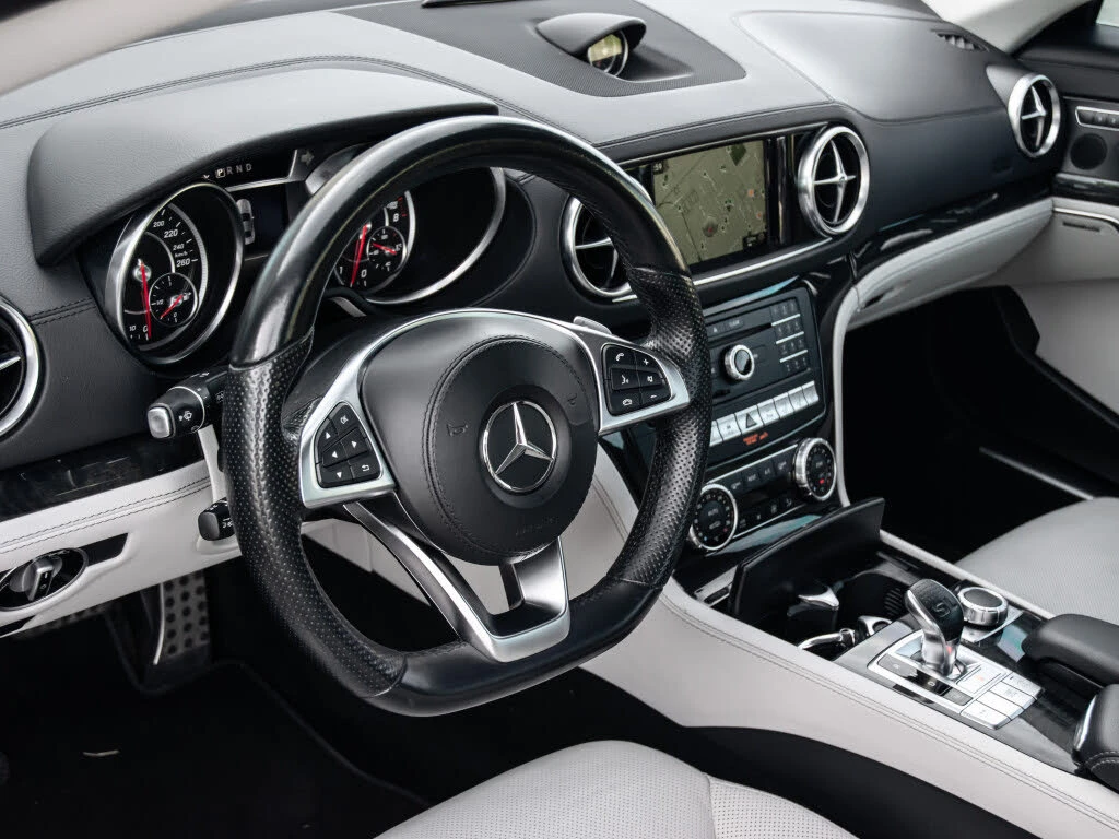 Mercedes-Benz SL 450 RWD* АвтоКредит* (ЦЕНА ДО БЪЛГАРИЯ)*  - изображение 9