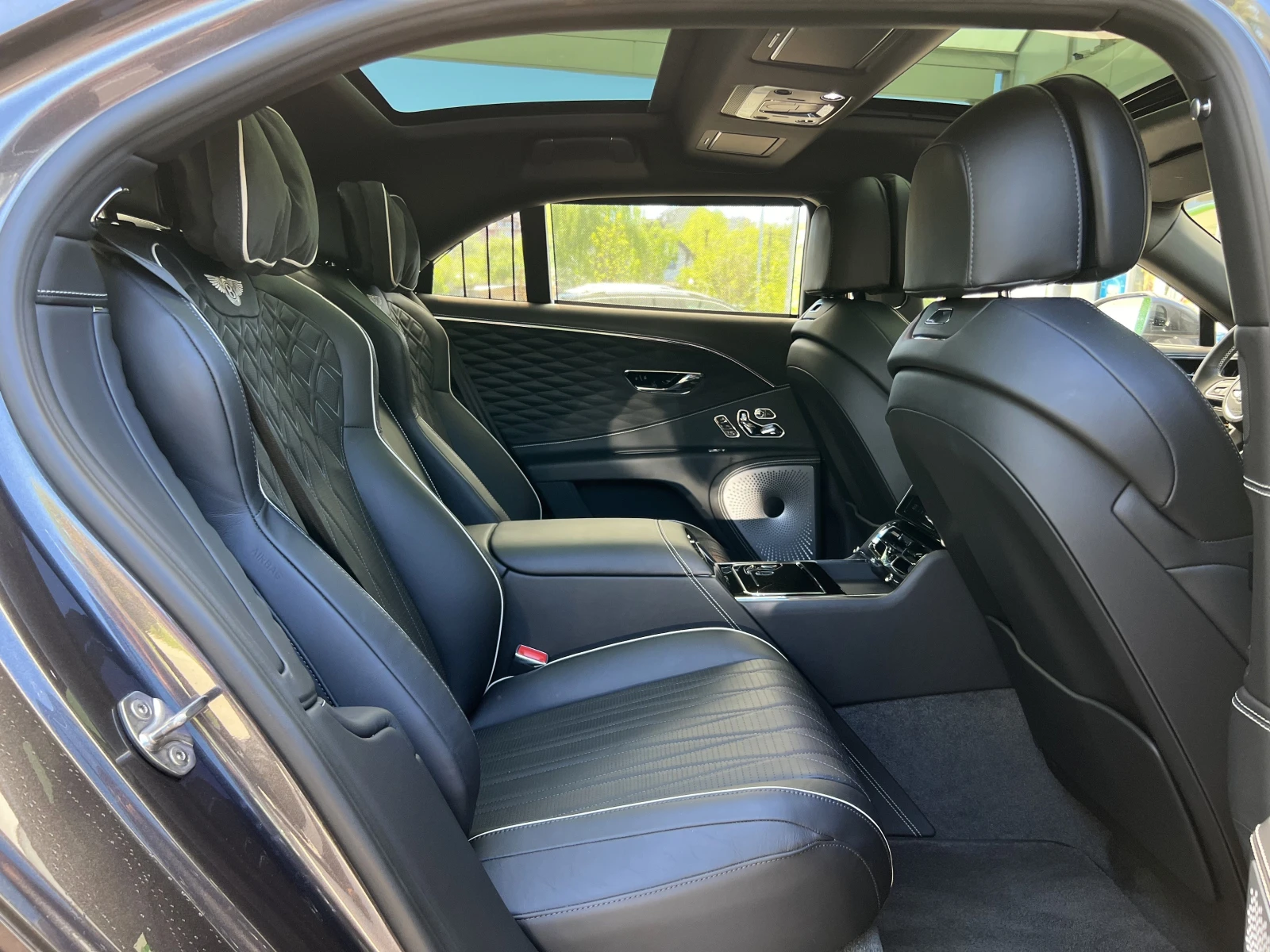 Bentley Flying Spur V6 HYBRID/MULLINER/BLACKLINE/B&O/PANO/NIGHT VISION | Mobile.bg � ����������� 14
