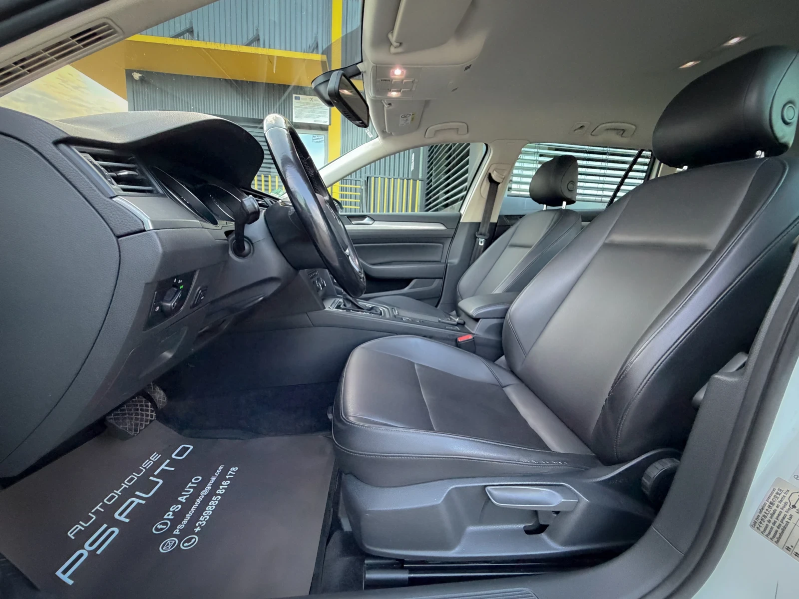 VW Passat 2.0TDi / КОЖА / ПОДГРЕВ / CarPlay / 2 КЛЮЧА, снимка 14 - Автомобили и джипове - 54072891